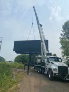 Northland Crane - Billboard Industry - 1